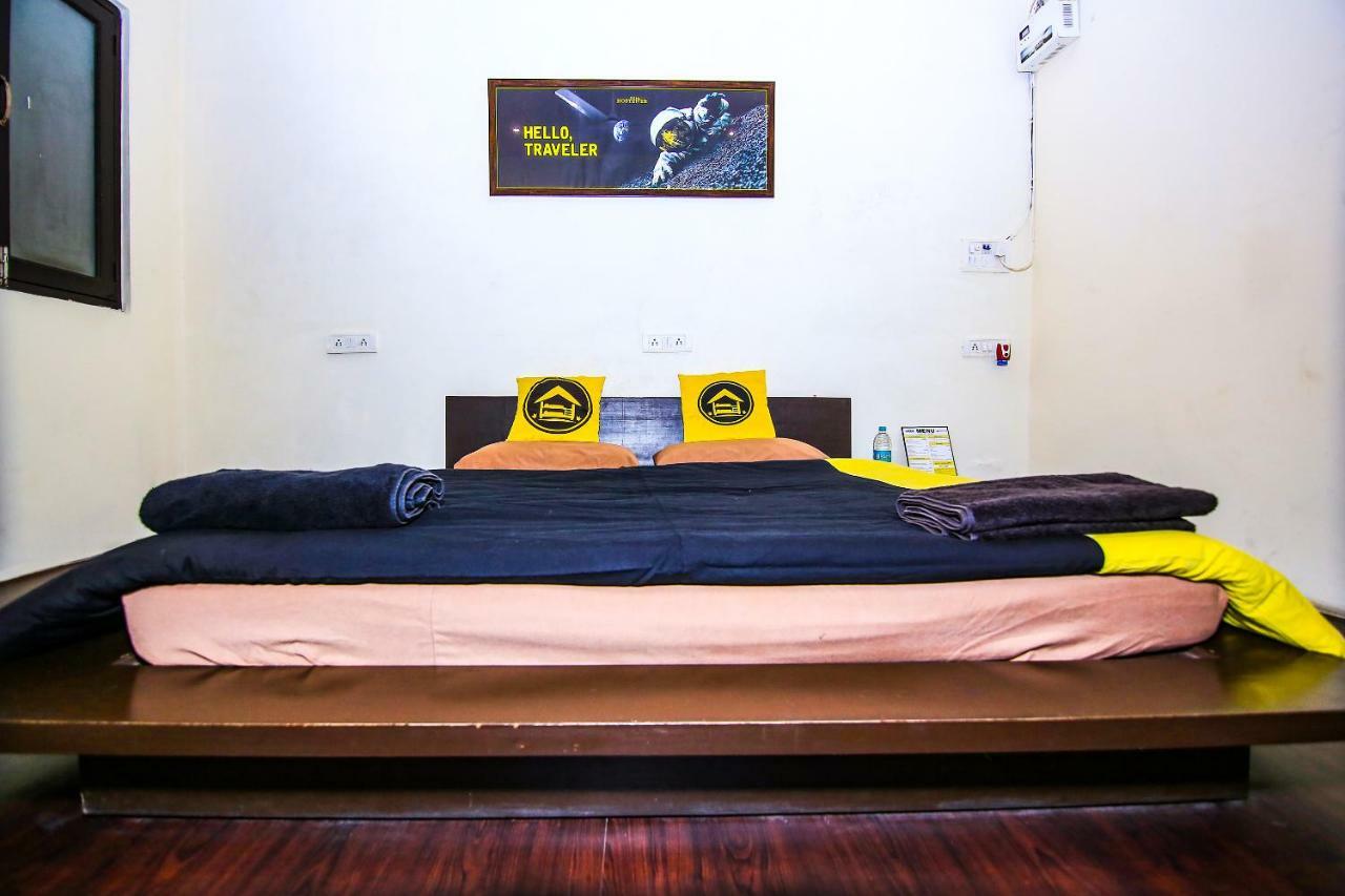 Backpackers Park Hostel New Delhi Bagian luar foto